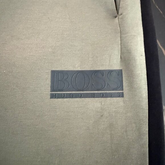 Hugo Boss Halvo Pants Men's Size Large Olive Green Athleisure Slim Fit - Picture 2 of 5